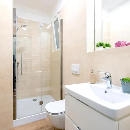 Apartment&rooms Luma Combine Beach&old Town 公寓